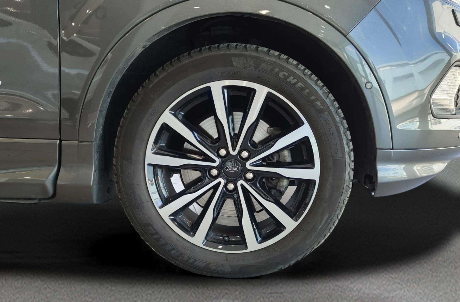 Ford Kuga 2.0 TDCi ST-Line 4x4 Powershift - foto 48