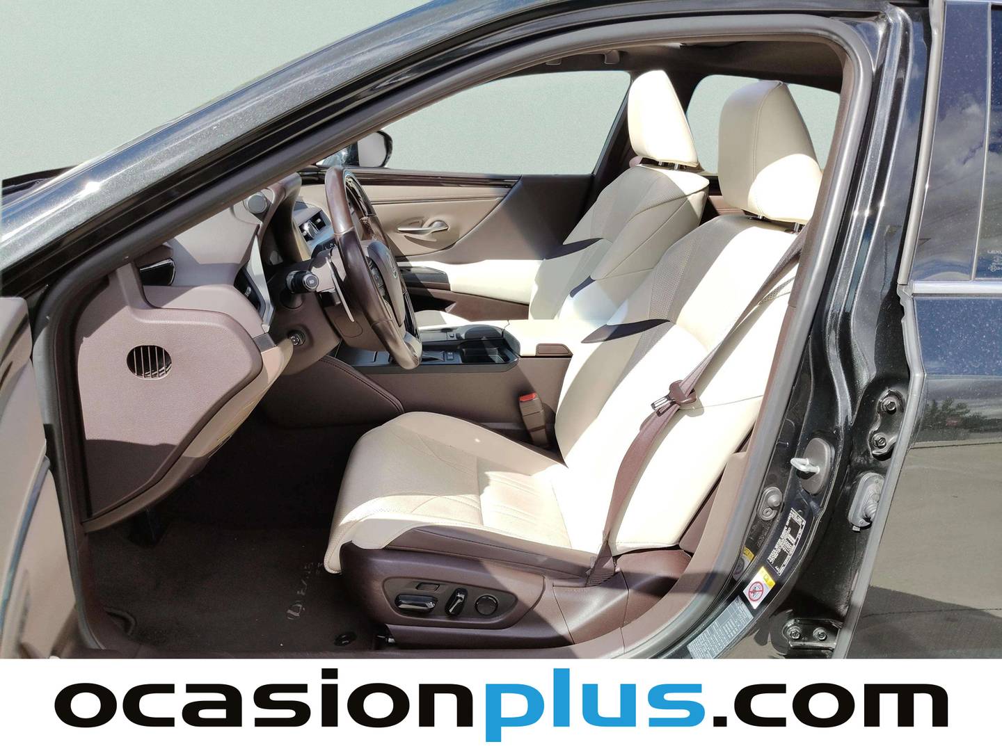 Foto asientos delanteros Lexus ES Lexus ES 300h Executive (218 CV)