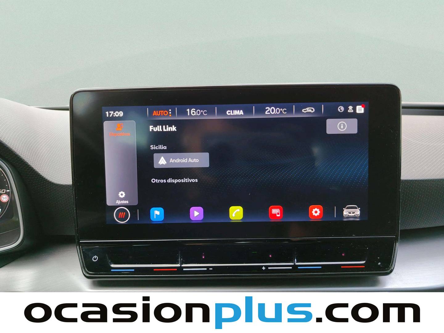 Equipamiento del Seat León Seat León 1.0 eTSI S&S FR 25 Aniversario DSG (110 CV)