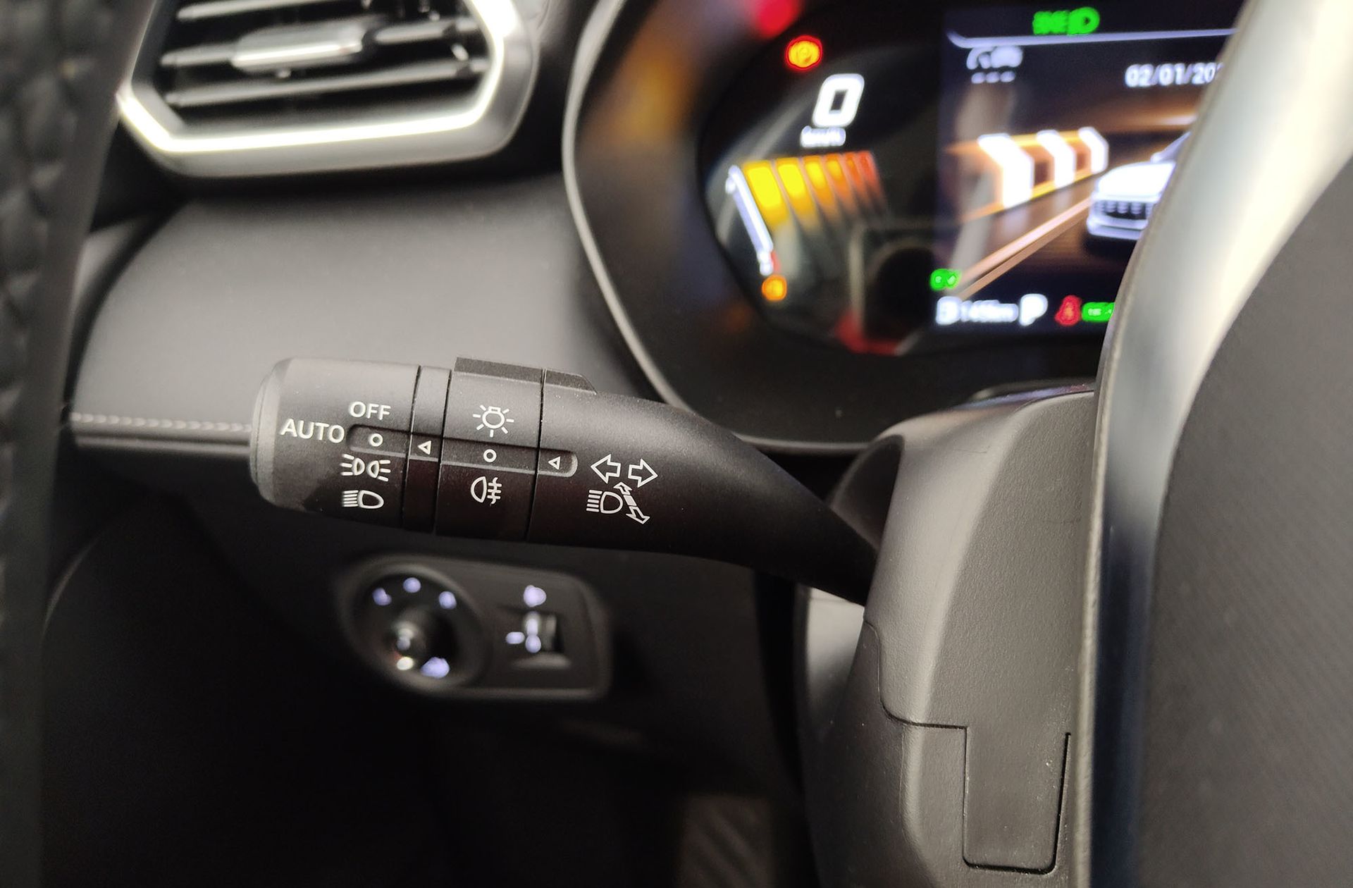 MG ZS 1.5 Hybrid+ Luxury - foto 24