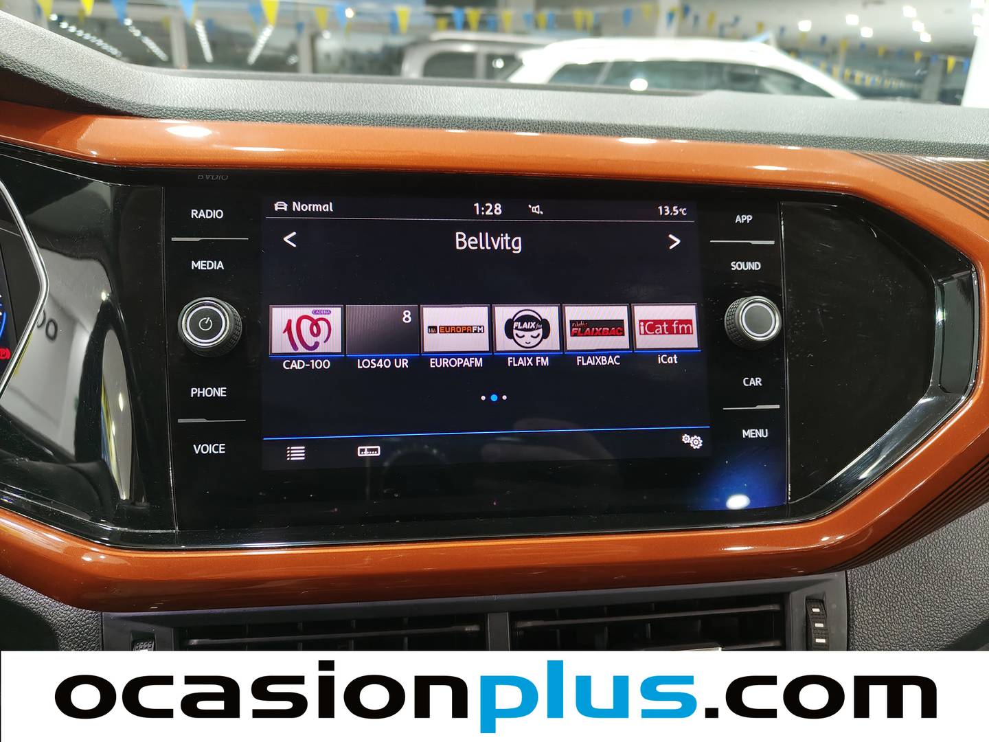 Foto Volkswagen T-Cross Volkswagen T-Cross Sport 1.0 TSI (115 CV) DSG