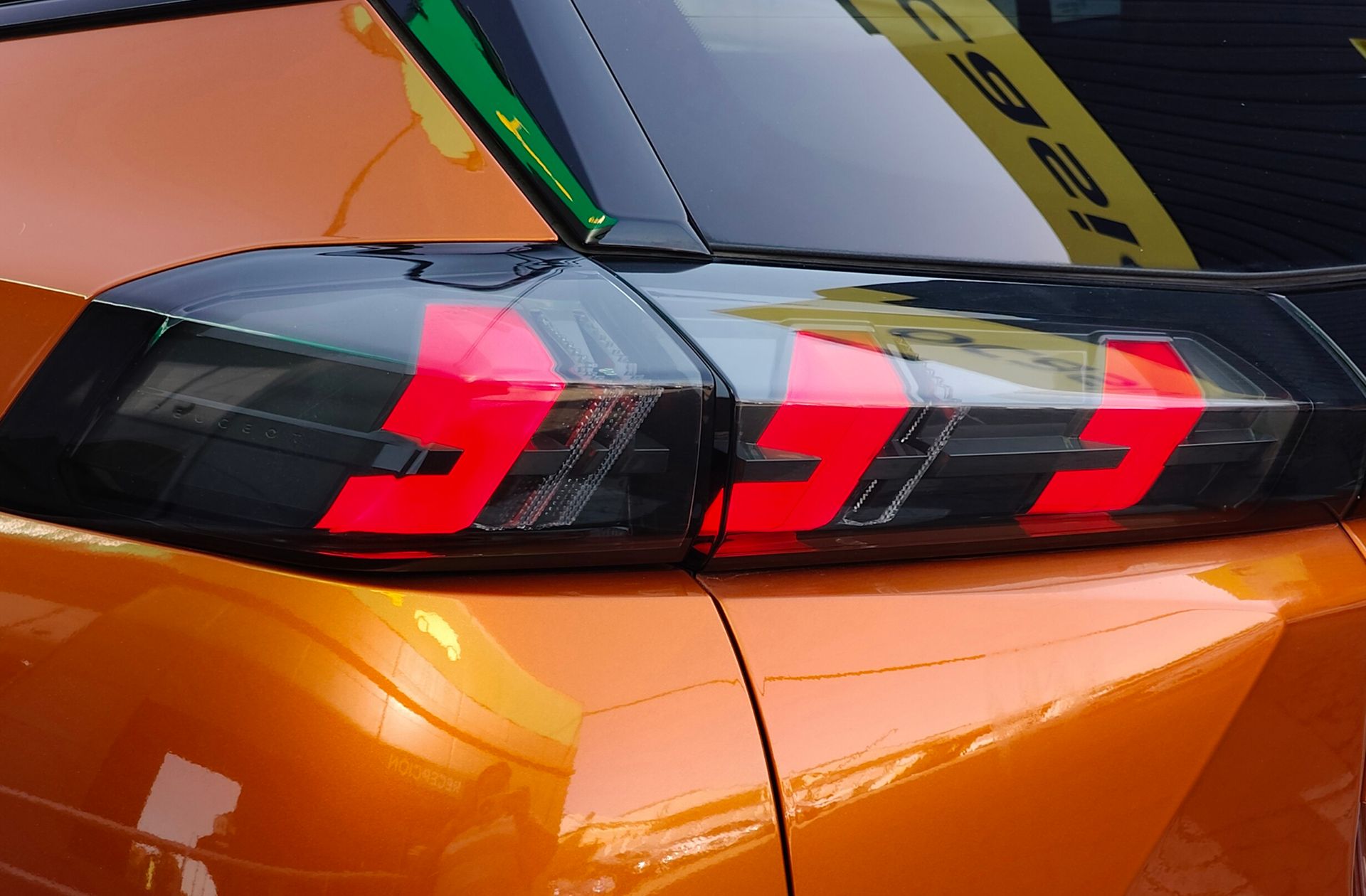 Peugeot 2008 PureTech 130 GT Line - foto 16