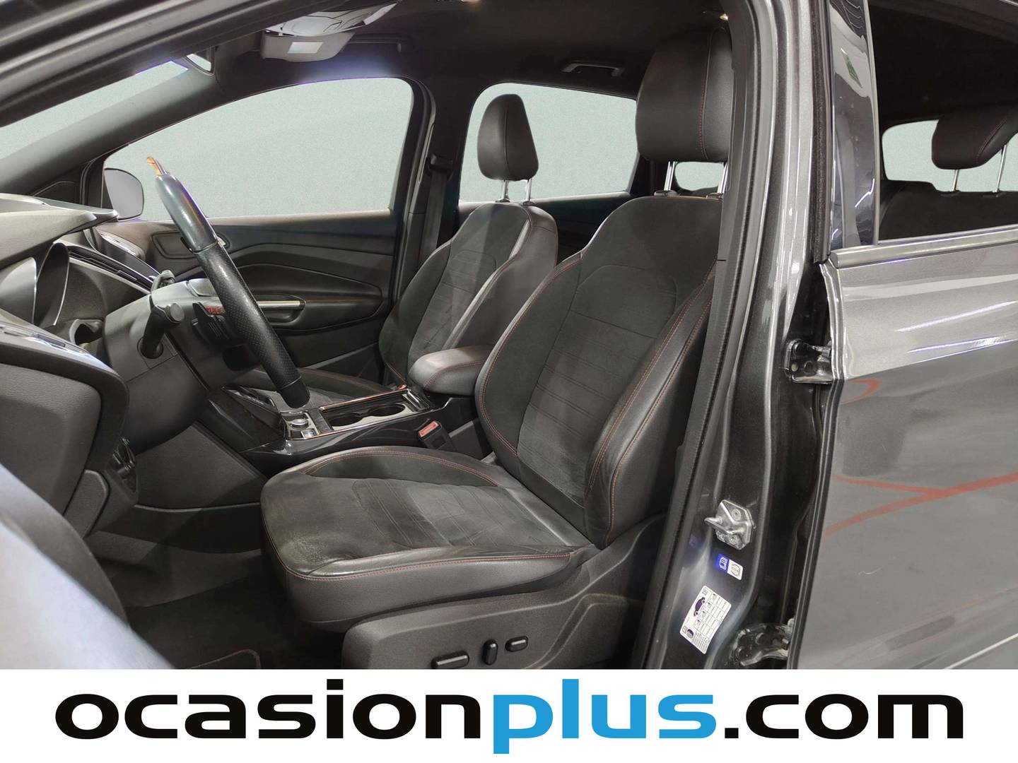 Foto asientos traseros Ford Kuga Ford Kuga 2.0 TDCI ST-Line Limited Edition 4x2 Auto (120 CV)