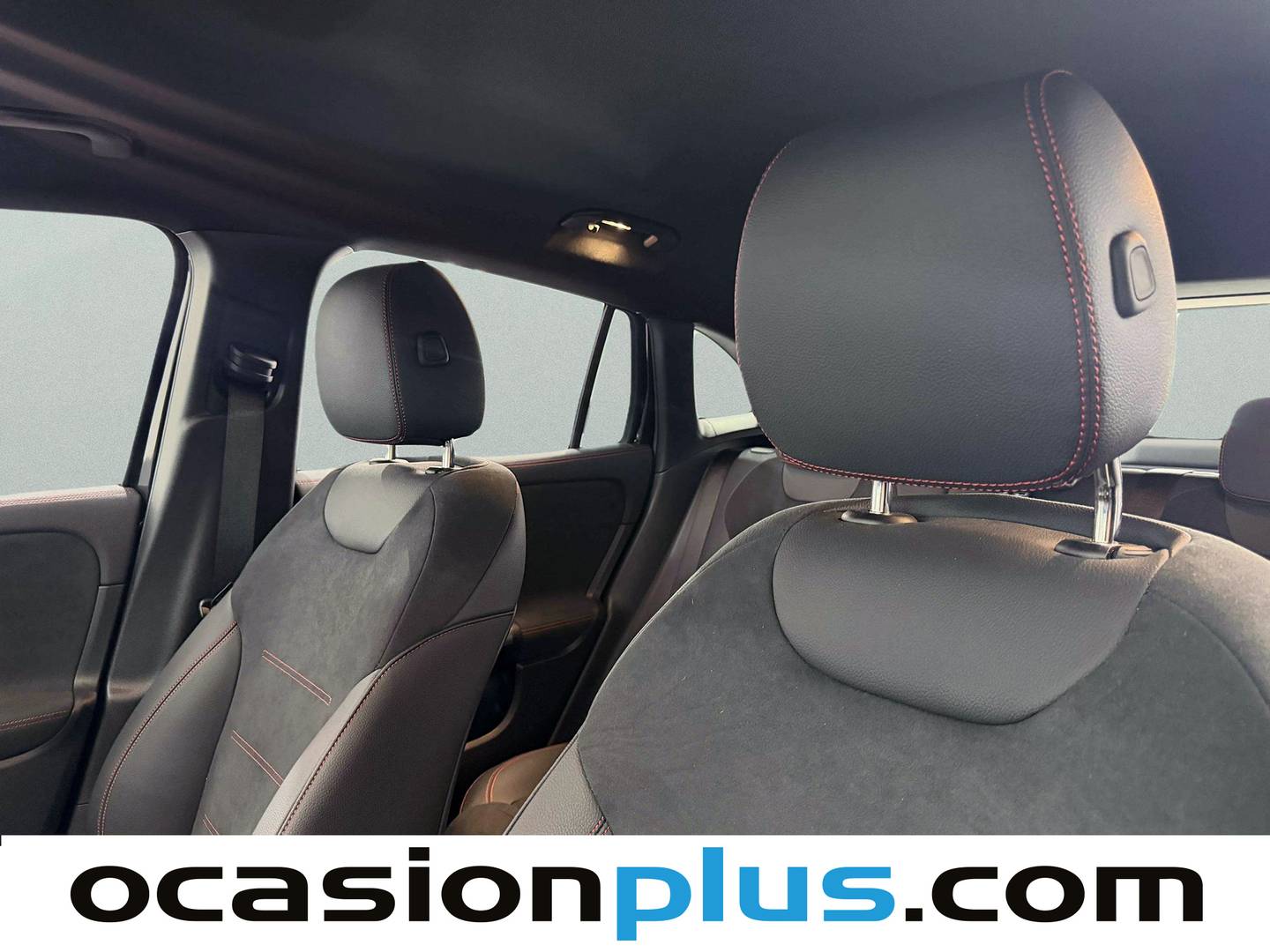 Equipamiento del Mercedes GLA Mercedes GLA 200 (163 CV) Pack AMG
