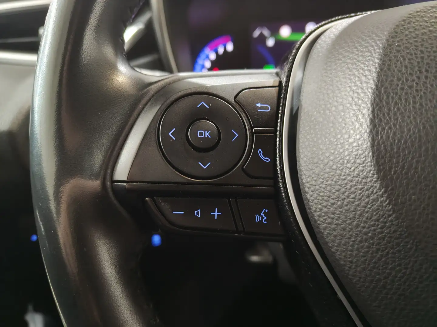 Foto Toyota Corolla Toyota Corolla 180H Active Tech E-CVT (180 CV)