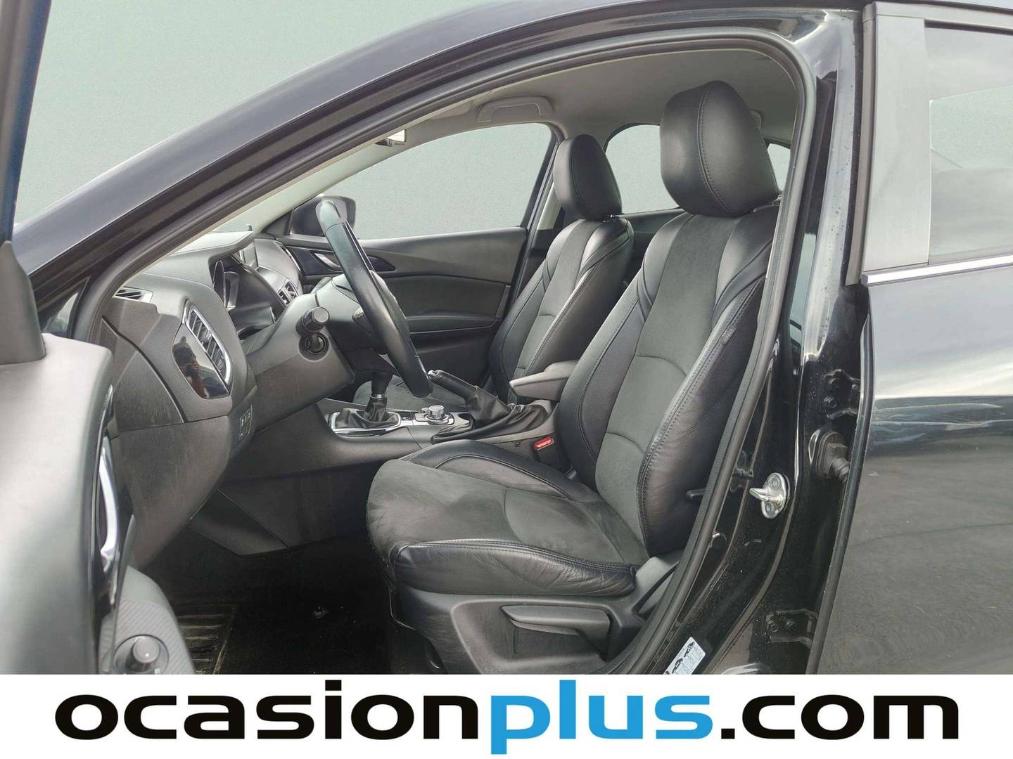 Foto asientos delanteros Mazda Mazda3 Mazda Mazda 3 2.0 GE Sedan Luxury MT (120 CV)