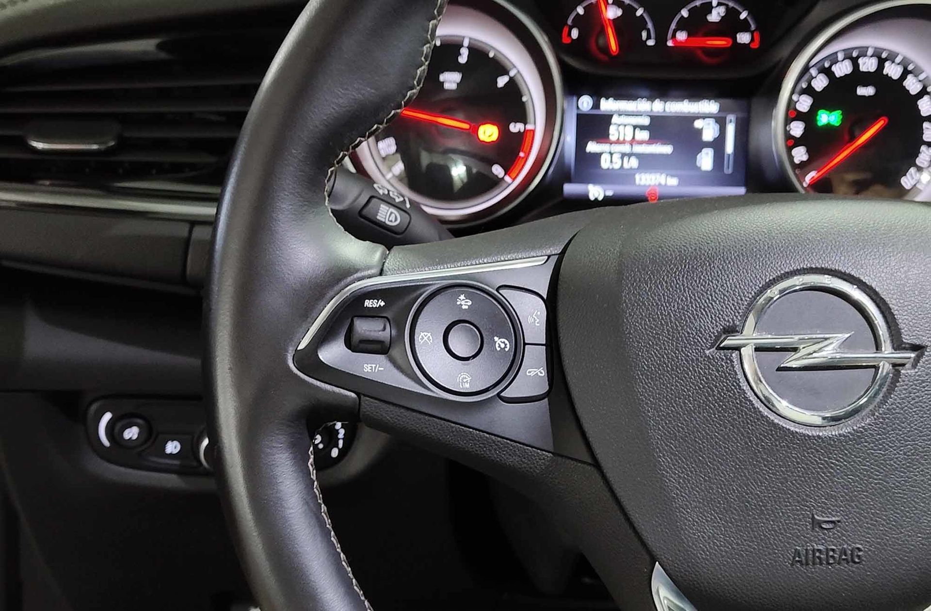 Opel Insignia 1.6 CDTI Turbo D Selective - foto 29