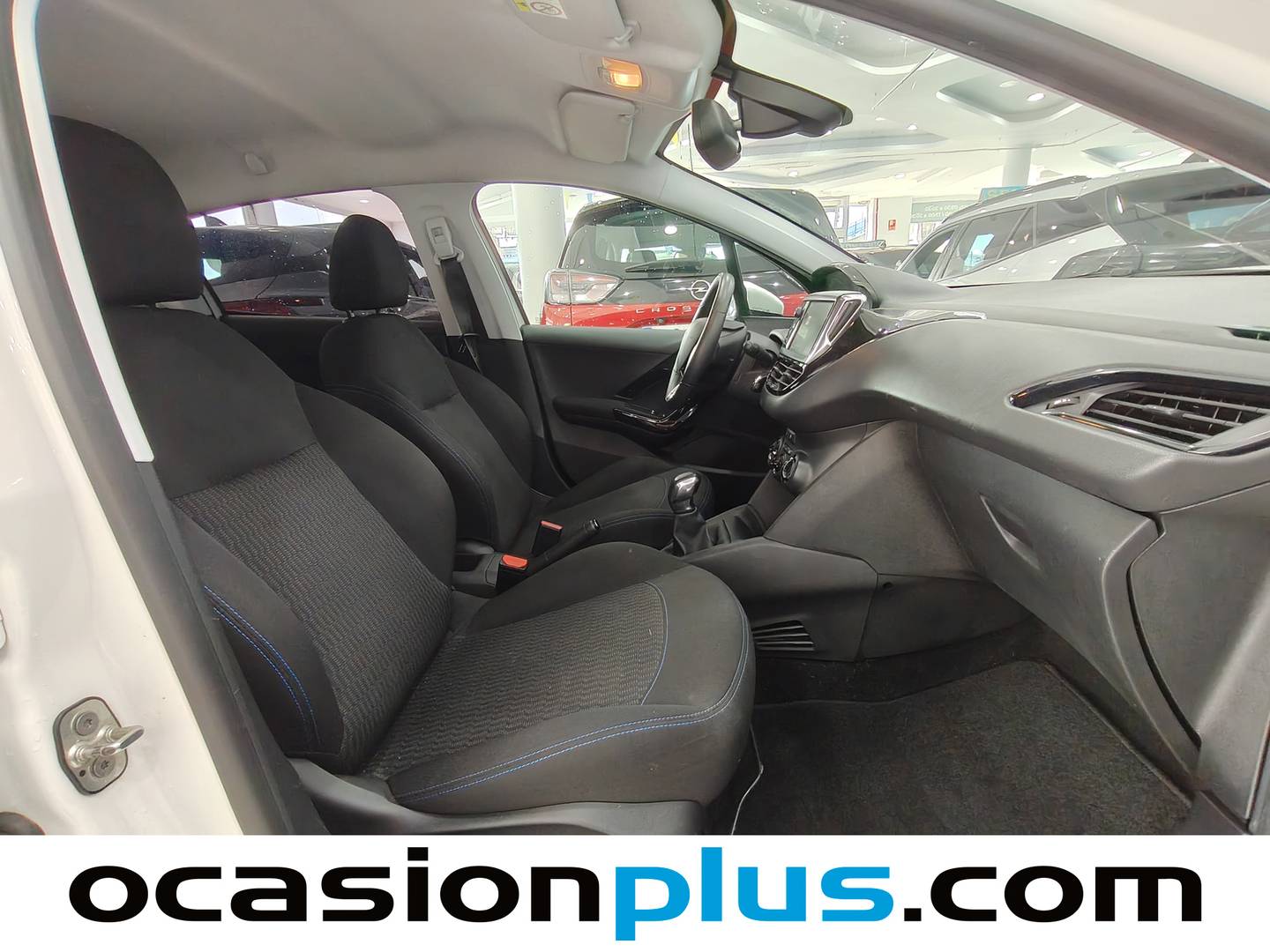 Peugeot 208 Peugeot 208 PureTech Signature (82 CV) km 0