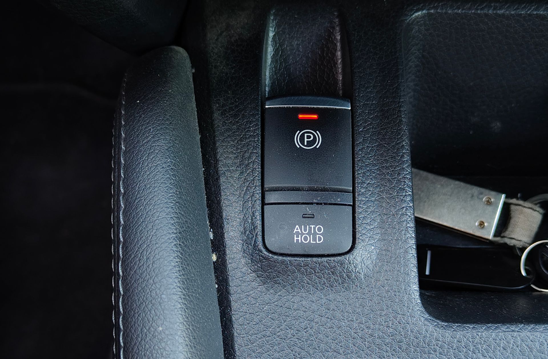 Nissan Qashqai DIG-T 163 N-Connecta 4x2 - foto 27