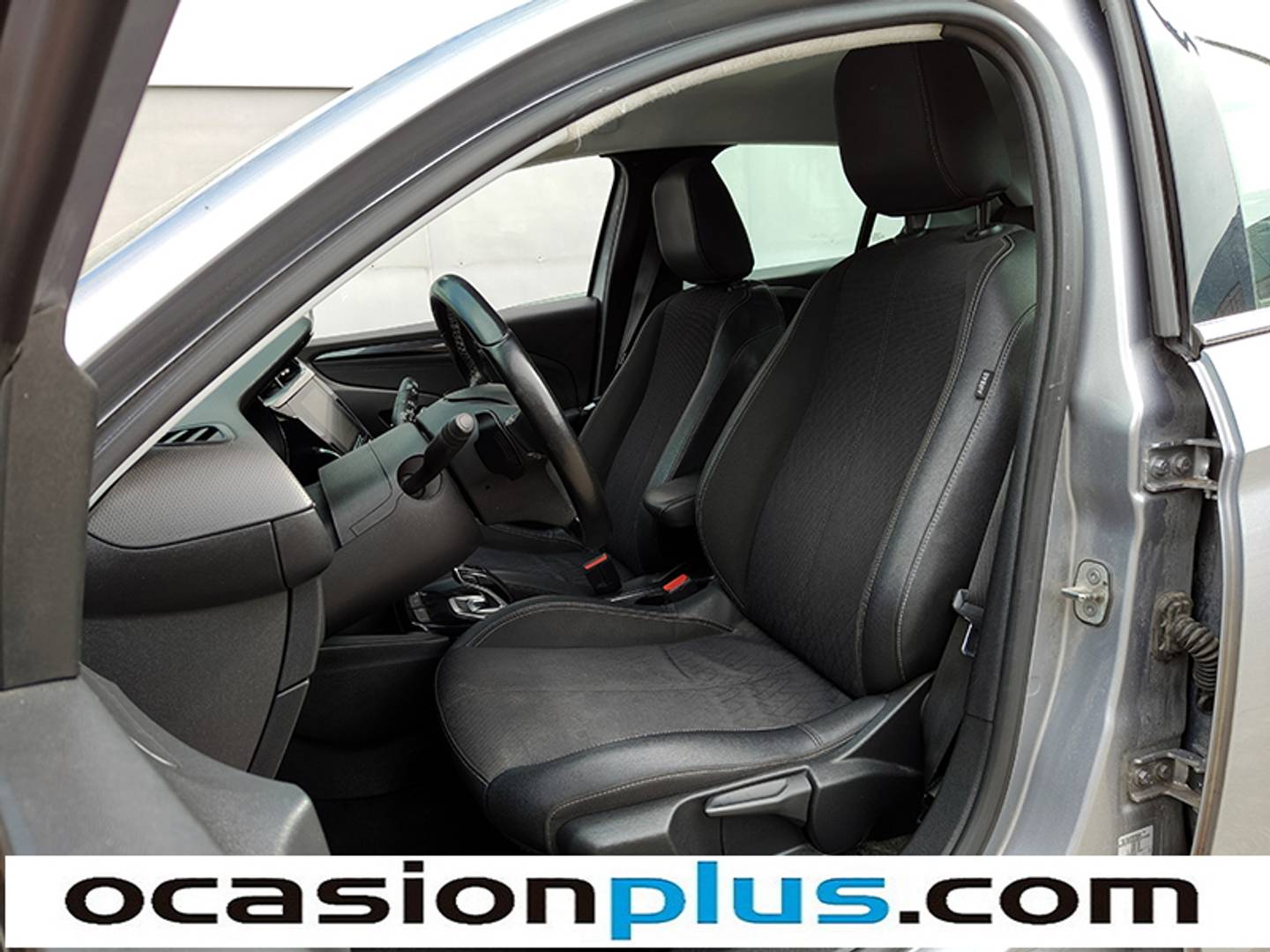 Foto asientos delanteros Opel Corsa Opel Corsa 1.2 Turbo XHL Elegance Auto (100 CV)