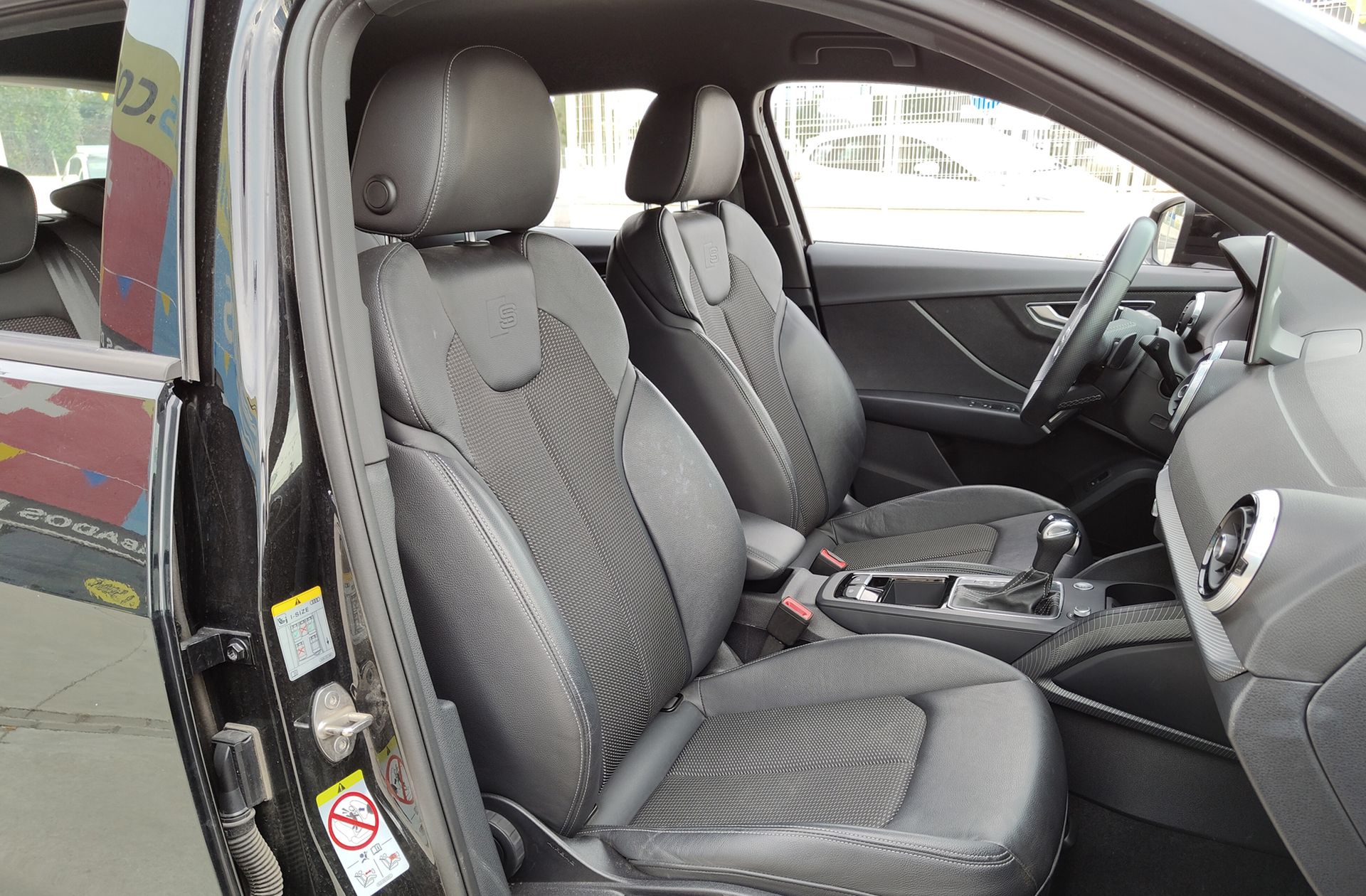 Audi Q2 Adrenalin 35 TDI S tronic Pack S-Line - foto 22