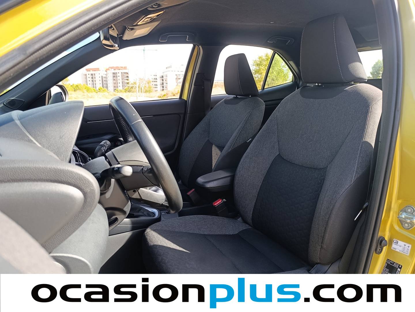 Foto asientos delanteros Toyota Yaris Cross Toyota Yaris Cross 120H Active Tech Pack Confort (116 CV)