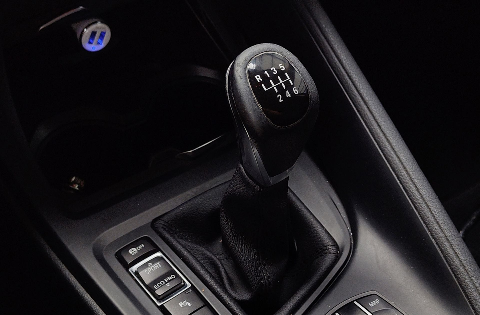 BMW X1 sDrive18d - foto 5