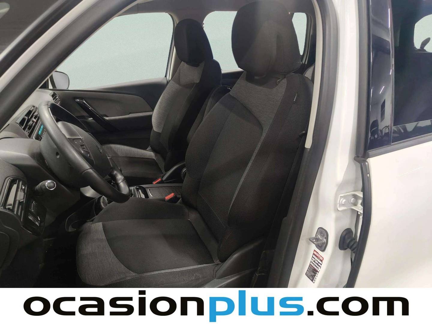 Foto asientos delanteros Citroën Grand C4 Spacetourer Citroën Grand C4 Spacetourer PureTech 130 S&S Feel (130 CV) 7 Plazas