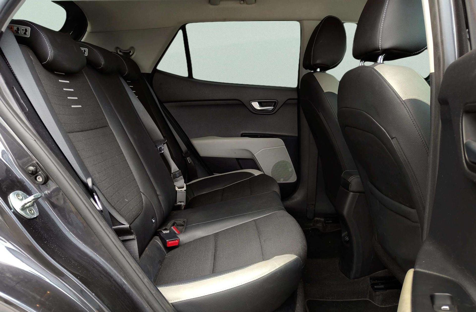 Kia Stonic 1.0 T-GDi Tech DCT - foto 19