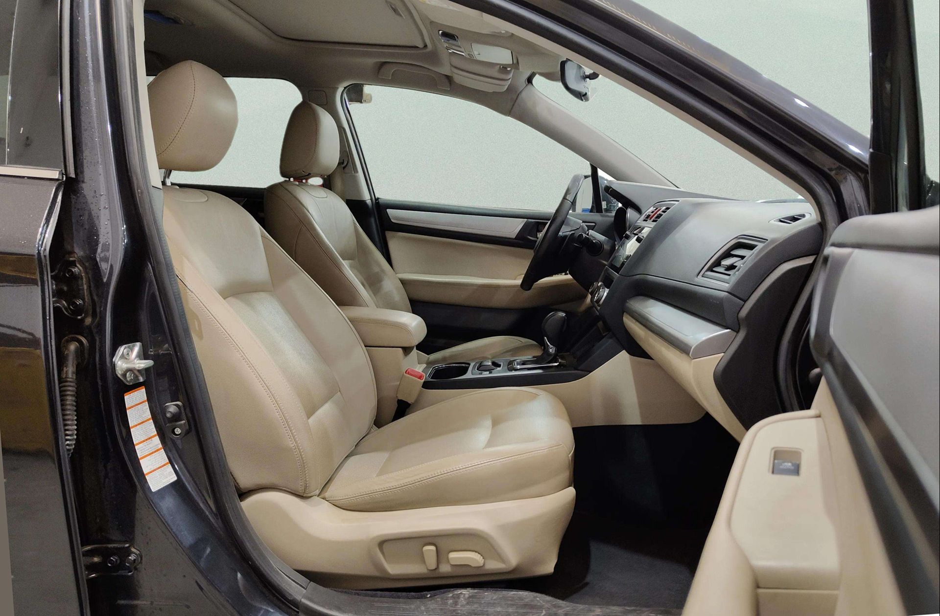 Subaru Outback 2.0 D Executive Plus CVT Lineartronic - foto 25