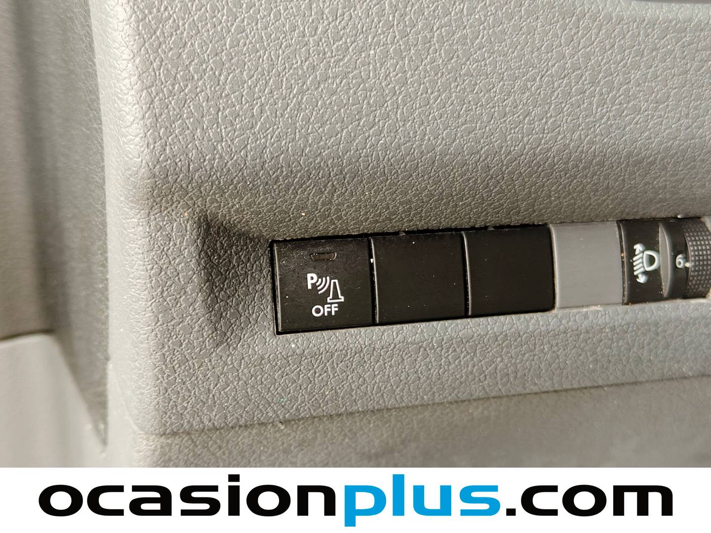 Extras y acabados del Peugeot Expert Peugeot Expert Combi BlueHDi 120 S&S Standard (120 CV)