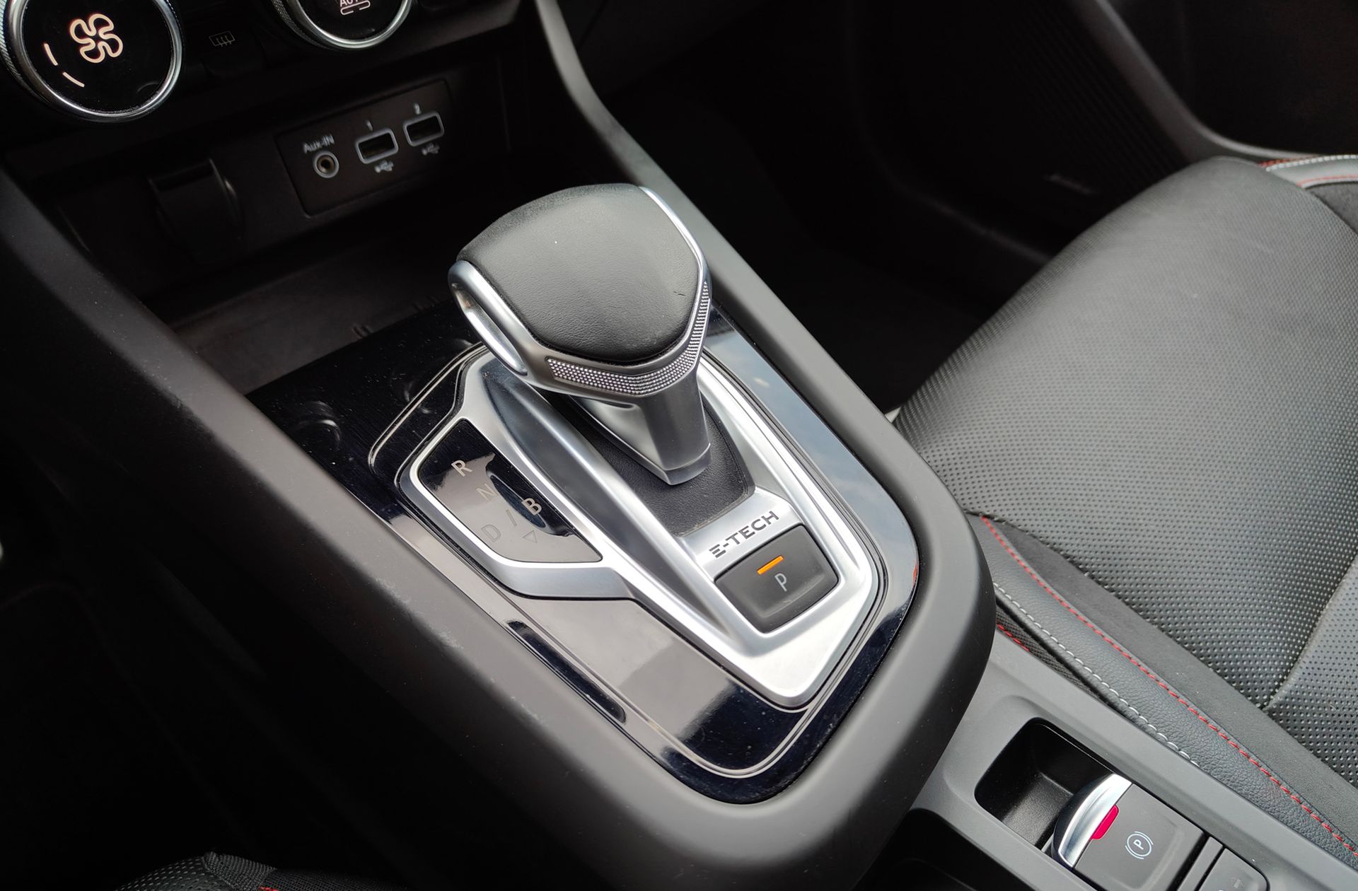Renault Arkana RS Line E-Tech Híbrido - foto 6