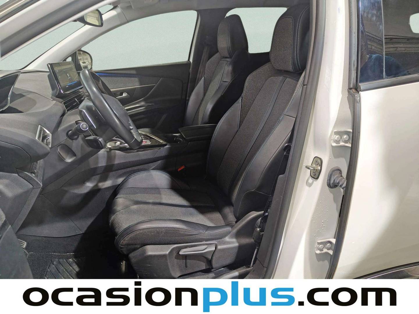 Foto asientos delanteros Peugeot 3008 Peugeot 3008 PureTech 130 S&S Allure Pack EAT8 (130 CV)