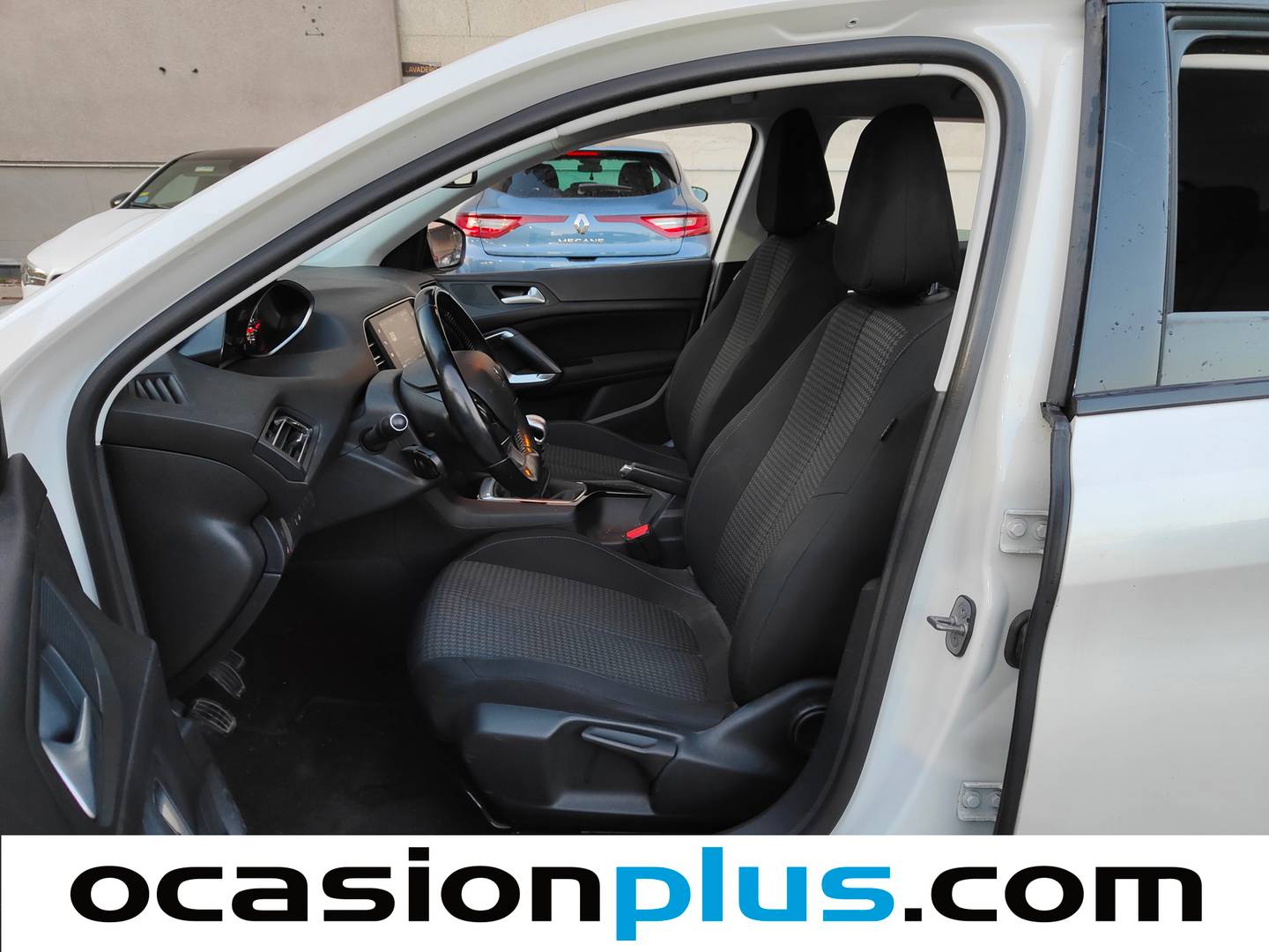 Peugeot 308 Peugeot 308 PureTech 130 S&S Style (130 CV) 2018