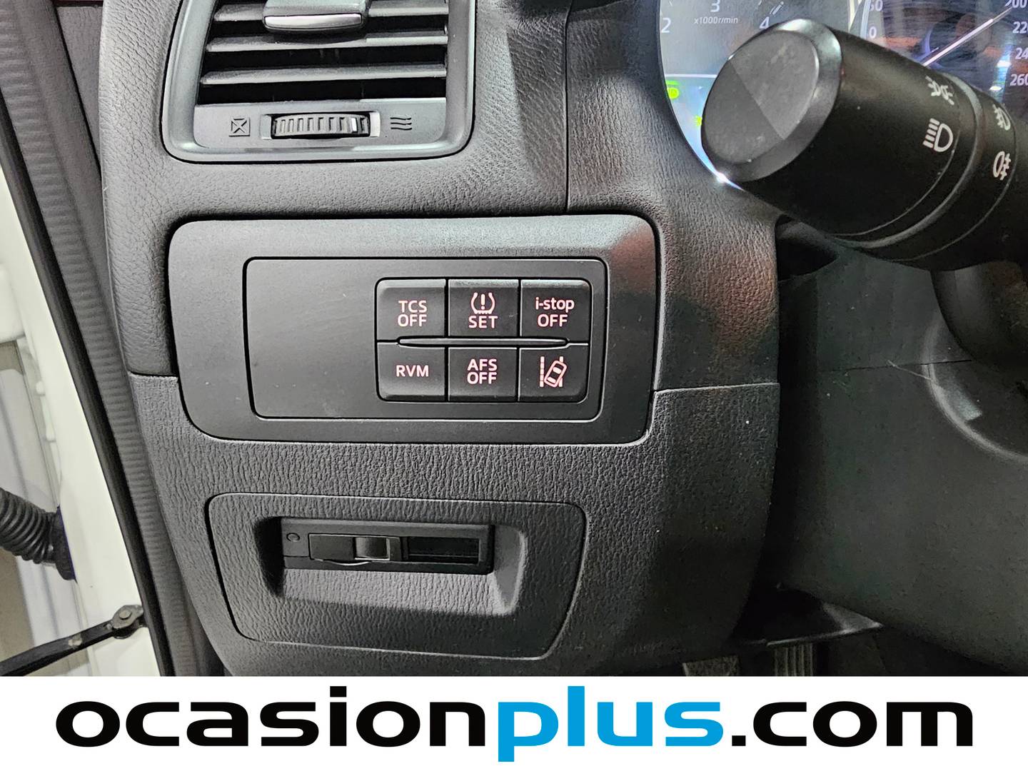 Extras y acabados del Mazda CX-5 Mazda CX-5 2.2 DE Style 2WD (150 CV)