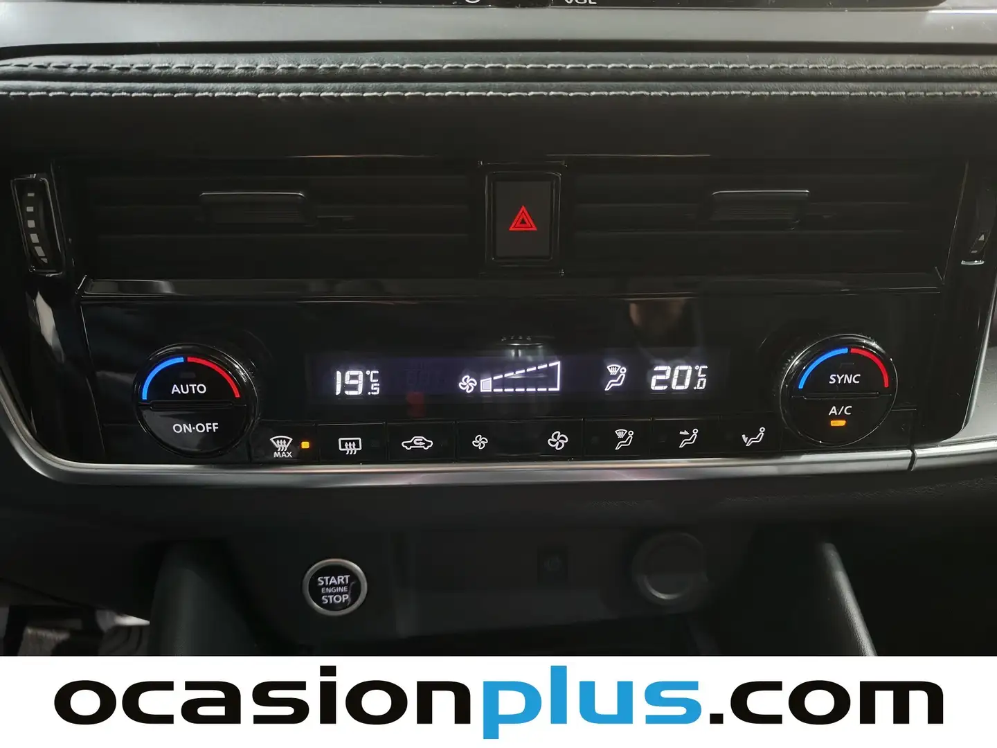 Foto Nissan QASHQAI Nissan Qashqai DIG-T 140 mHEV N-Connecta 4x2 (140 CV)