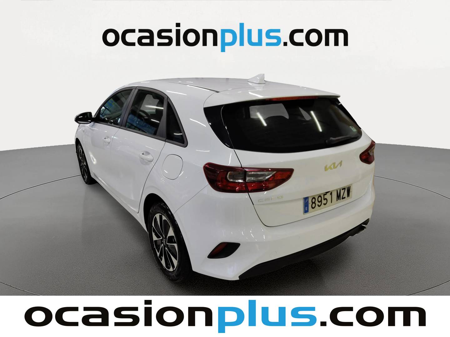 Foto trasera KIA Ceed KIA Ceed 1.0 T-GDi Concept (100 CV) izquierda