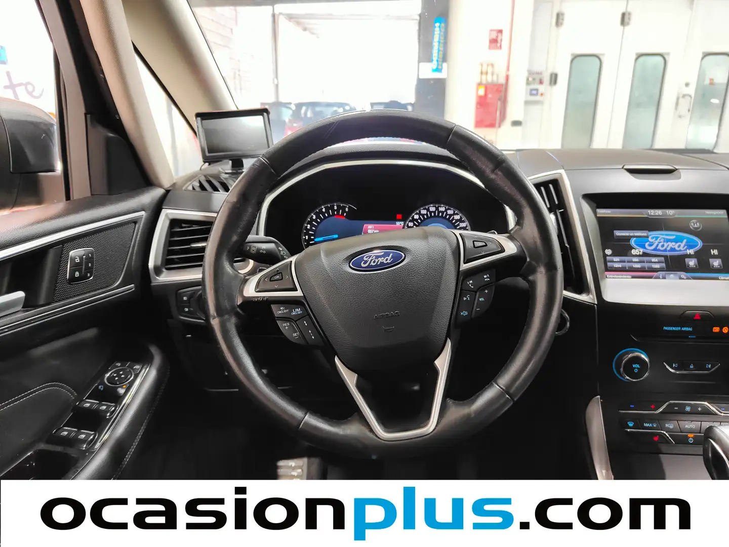 Foto Ford S-MAX Ford S-Max 2.0 TDCI Titanium (180 CV) 7 Plazas