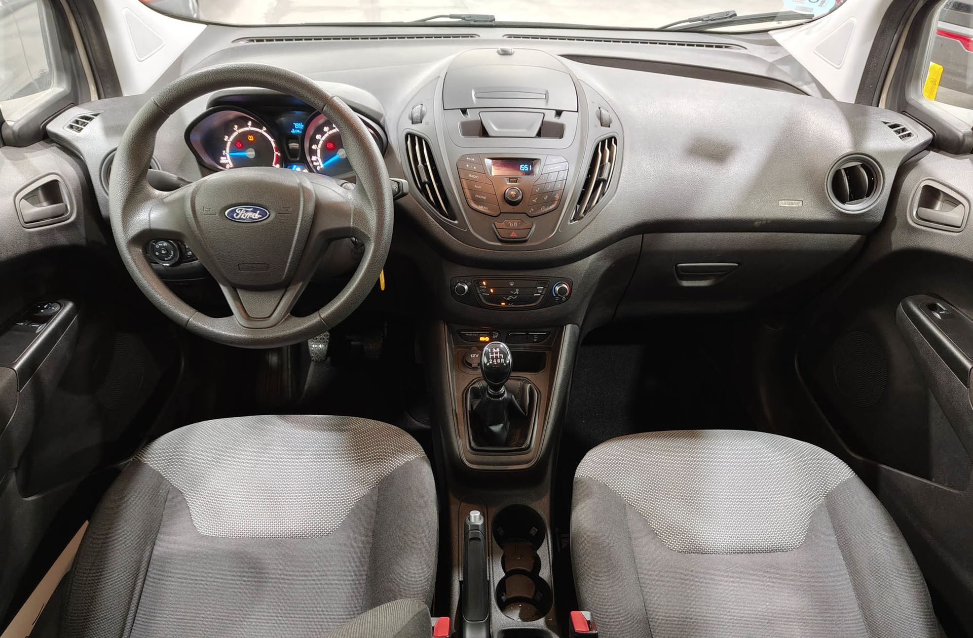 Ford Tourneo Courier 1.0 EcoBoost Ambiente - foto 6
