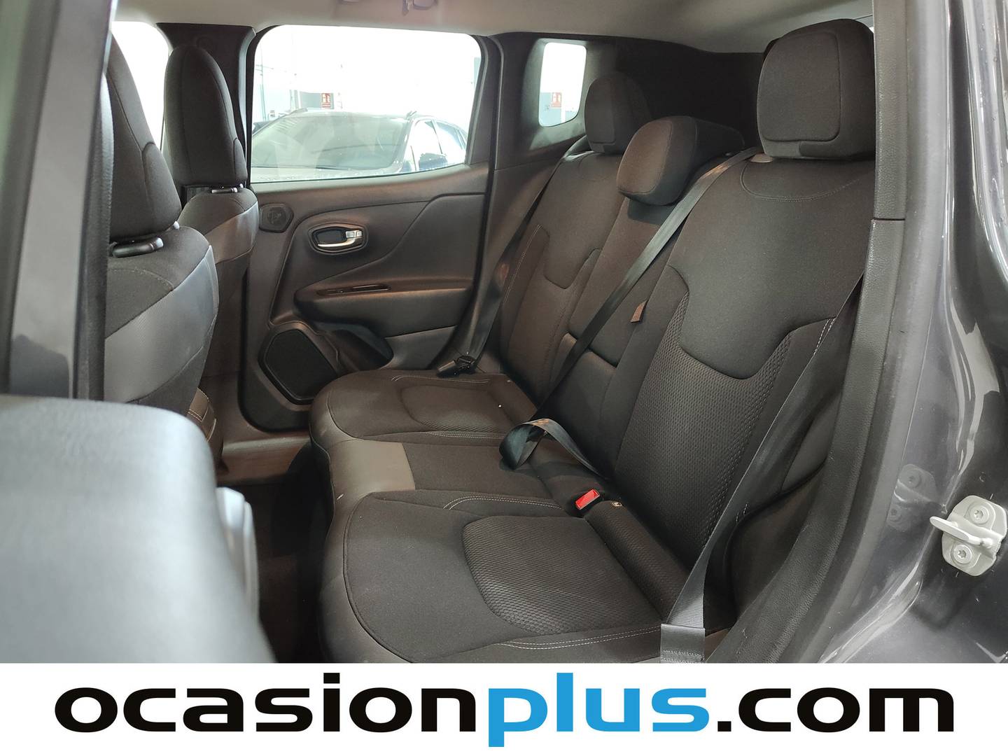 Foto asientos traseros Jeep Renegade Jeep Renegade 1.3 PHEV S AWD AT (240 CV)