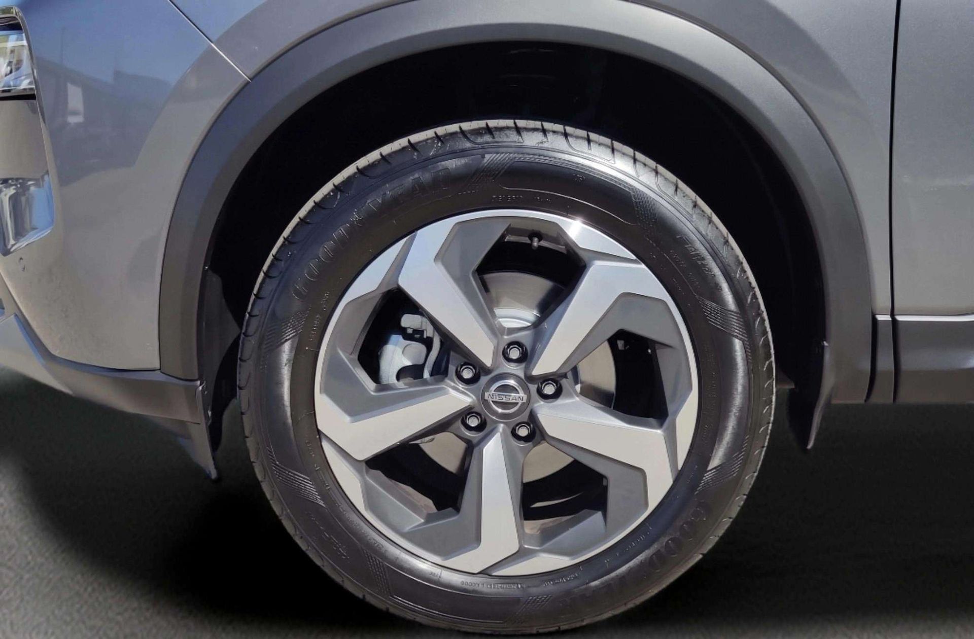 Nissan Qashqai DIG-T 140 N-Connecta - foto 34