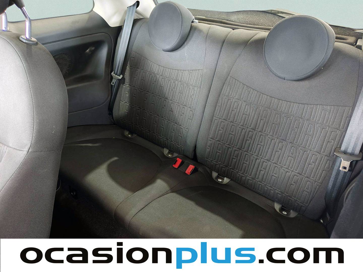 Foto asientos traseros Fiat 500 Fiat 500 1.0 Hybrid Dolcevita (70 CV)