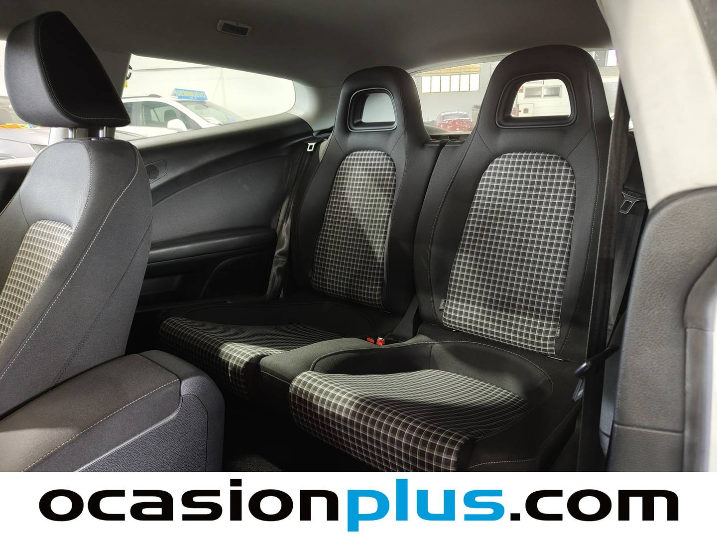 Foto Volkswagen Scirocco Volkswagen Scirocco R-Line 1.4 TSI BMT (125 CV)