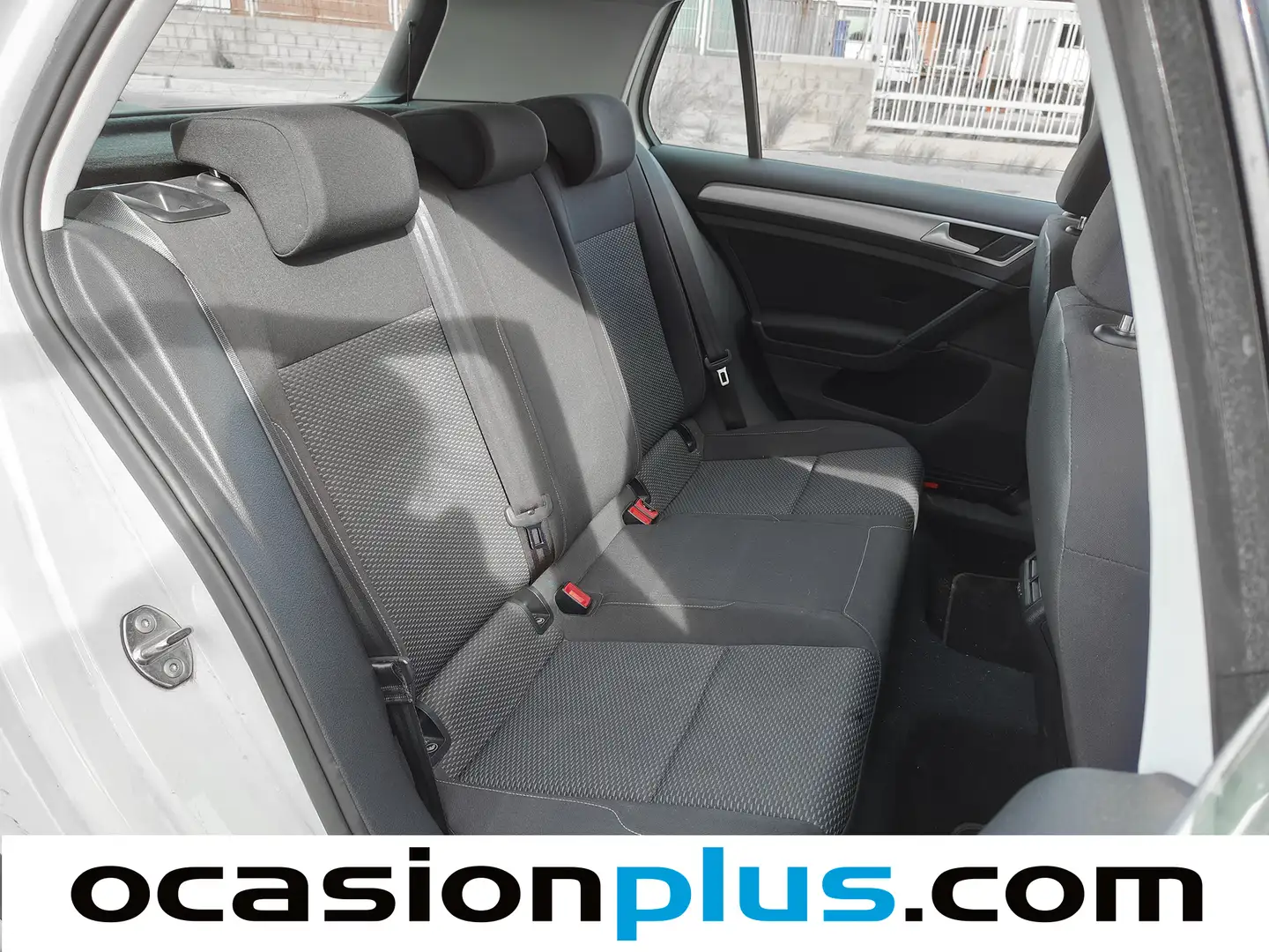 Foto Volkswagen Golf Volkswagen Golf Business 1.0 TSI (110 CV)