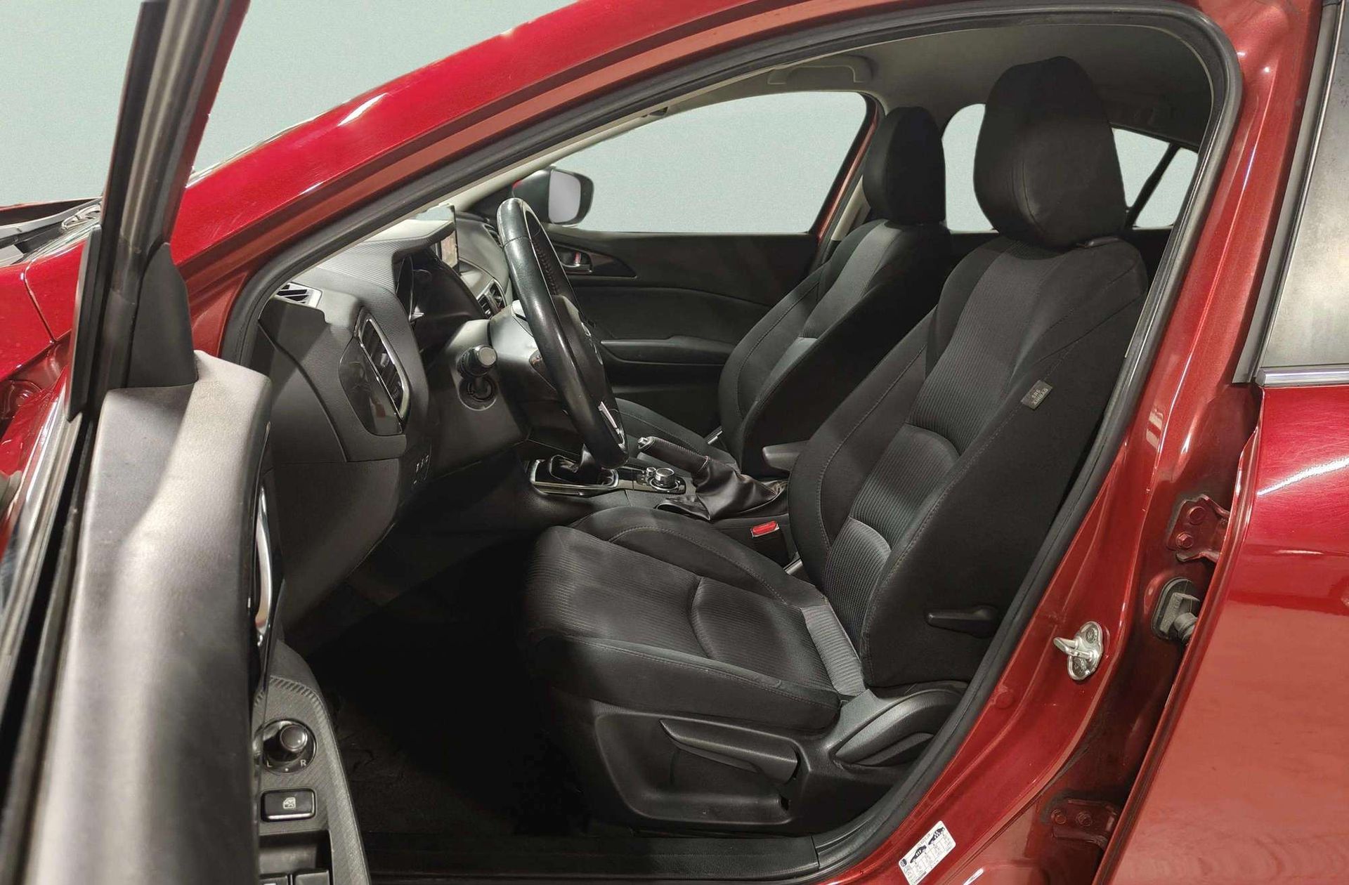 Mazda Mazda3 2.0 GE Luxury - foto 11