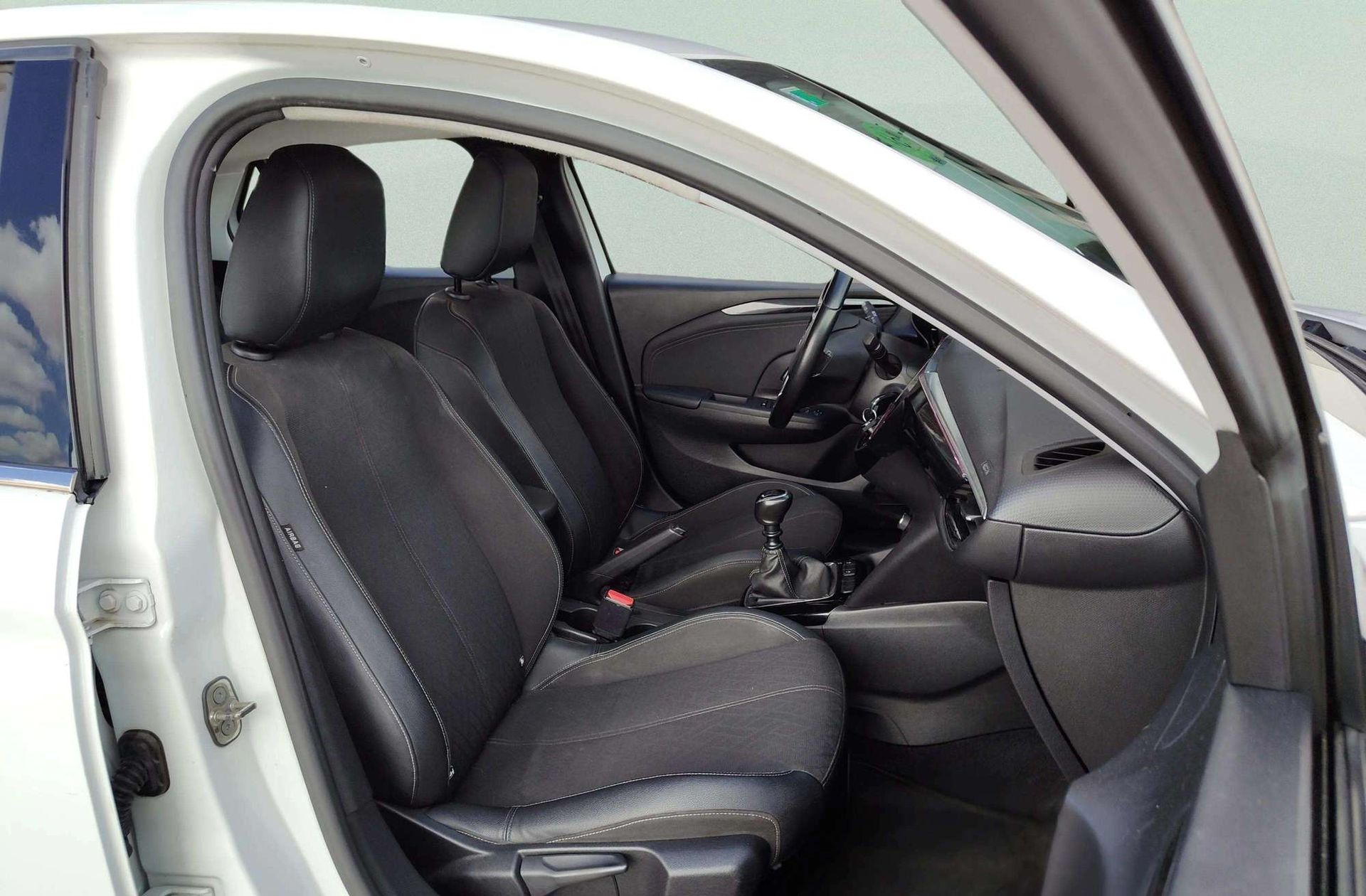 Opel Corsa 1.2 Turbo XHL Elegance - foto 16