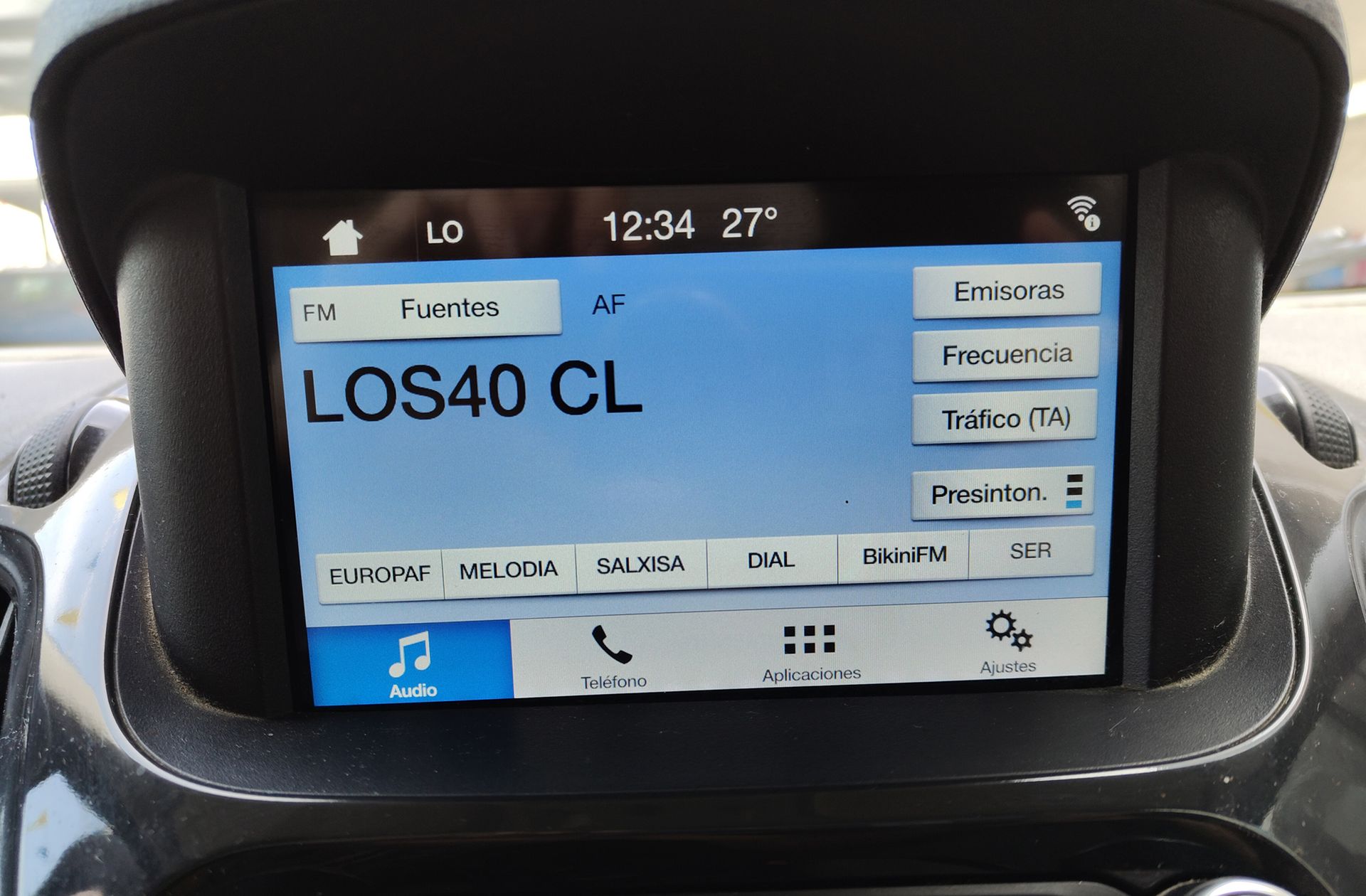 Ford Tourneo Courier 1.0 EcoBoost Titanium - foto 31
