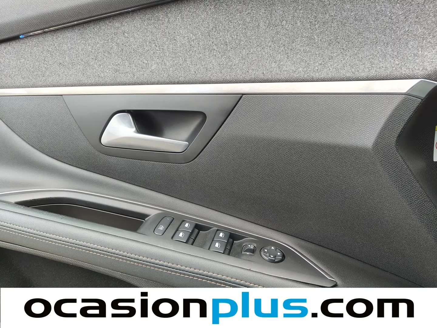 Foto Peugeot 3008 Peugeot 3008 PureTech 130 S&S GT Line (130 CV)