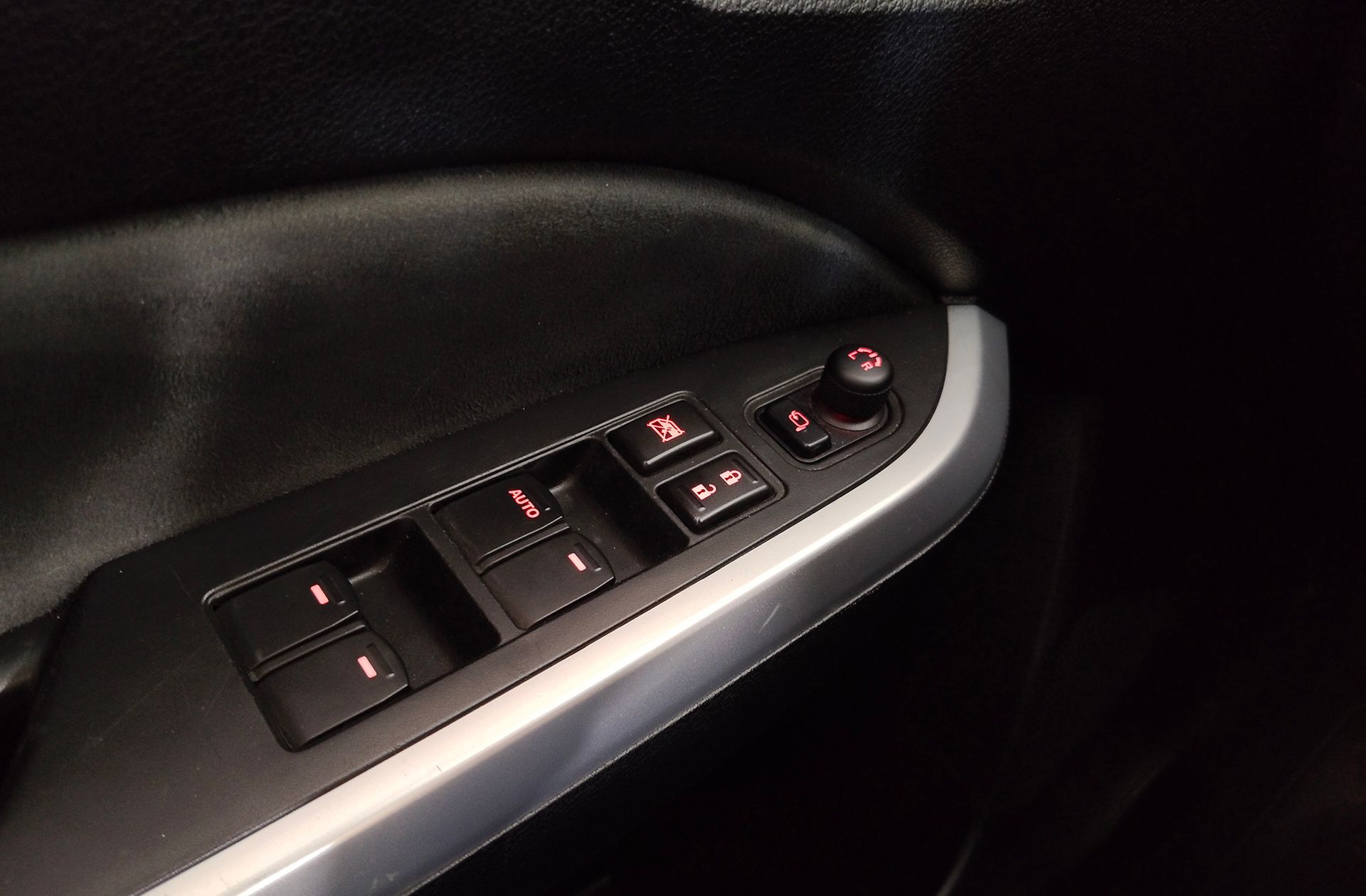 Suzuki Vitara 1.4 Turbo S 4WD - foto 39