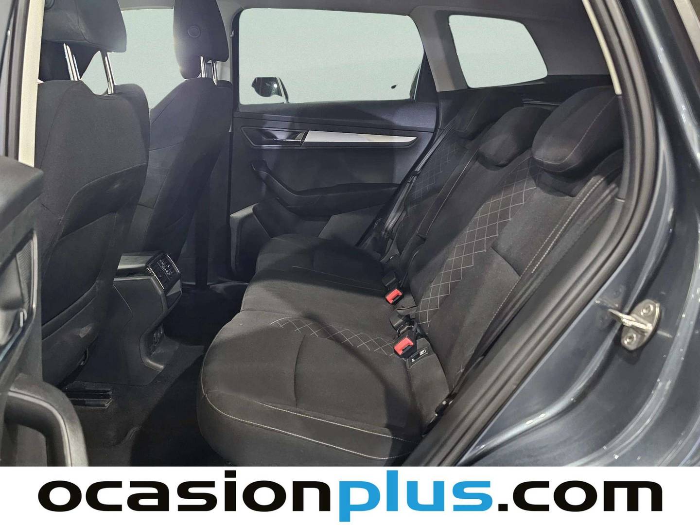 Foto asientos traseros Skoda Karoq Skoda Karoq 1.5 TSI ACT Ambition  (150 CV)