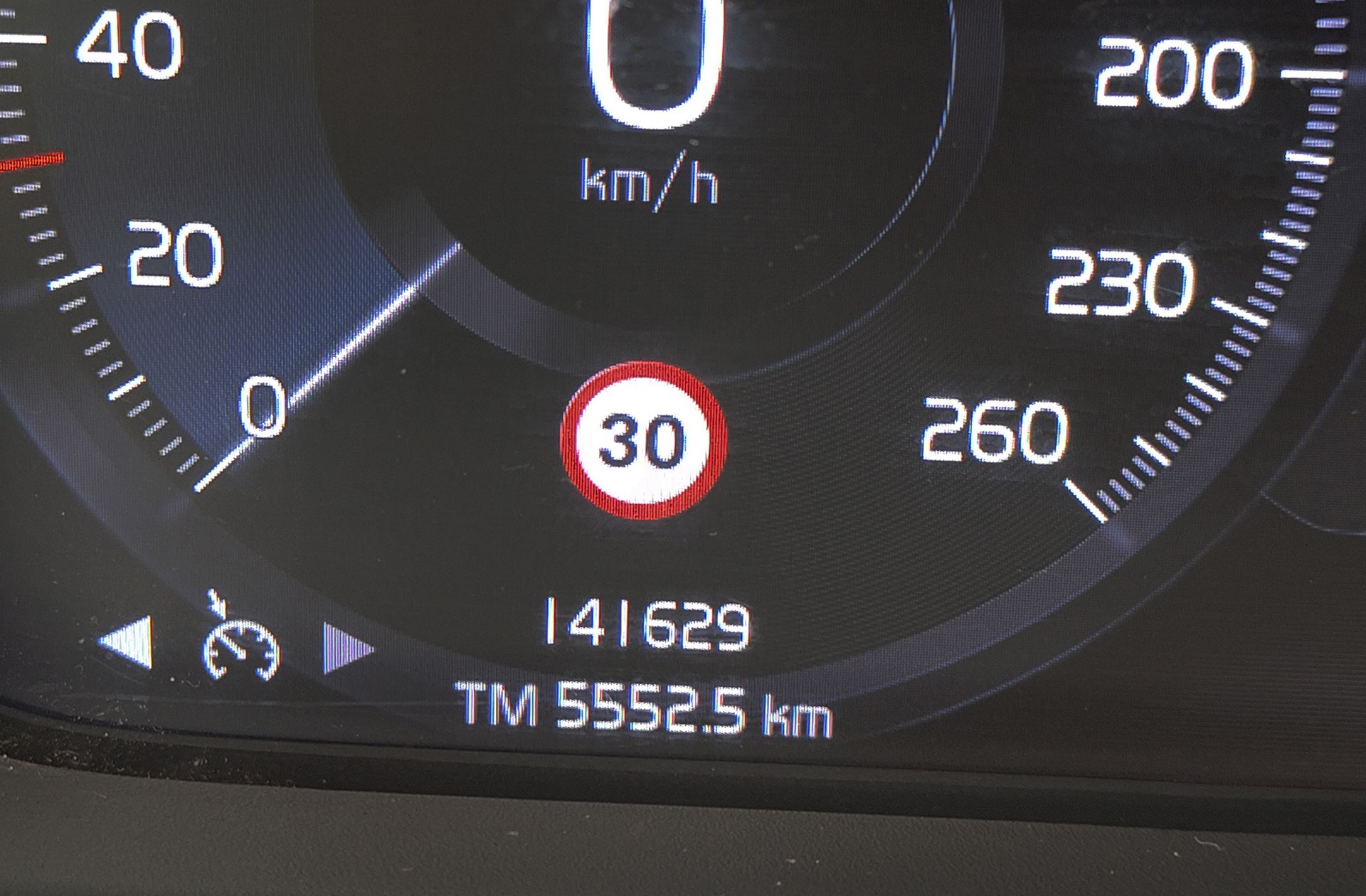 Volvo XC40 D3 - foto 9