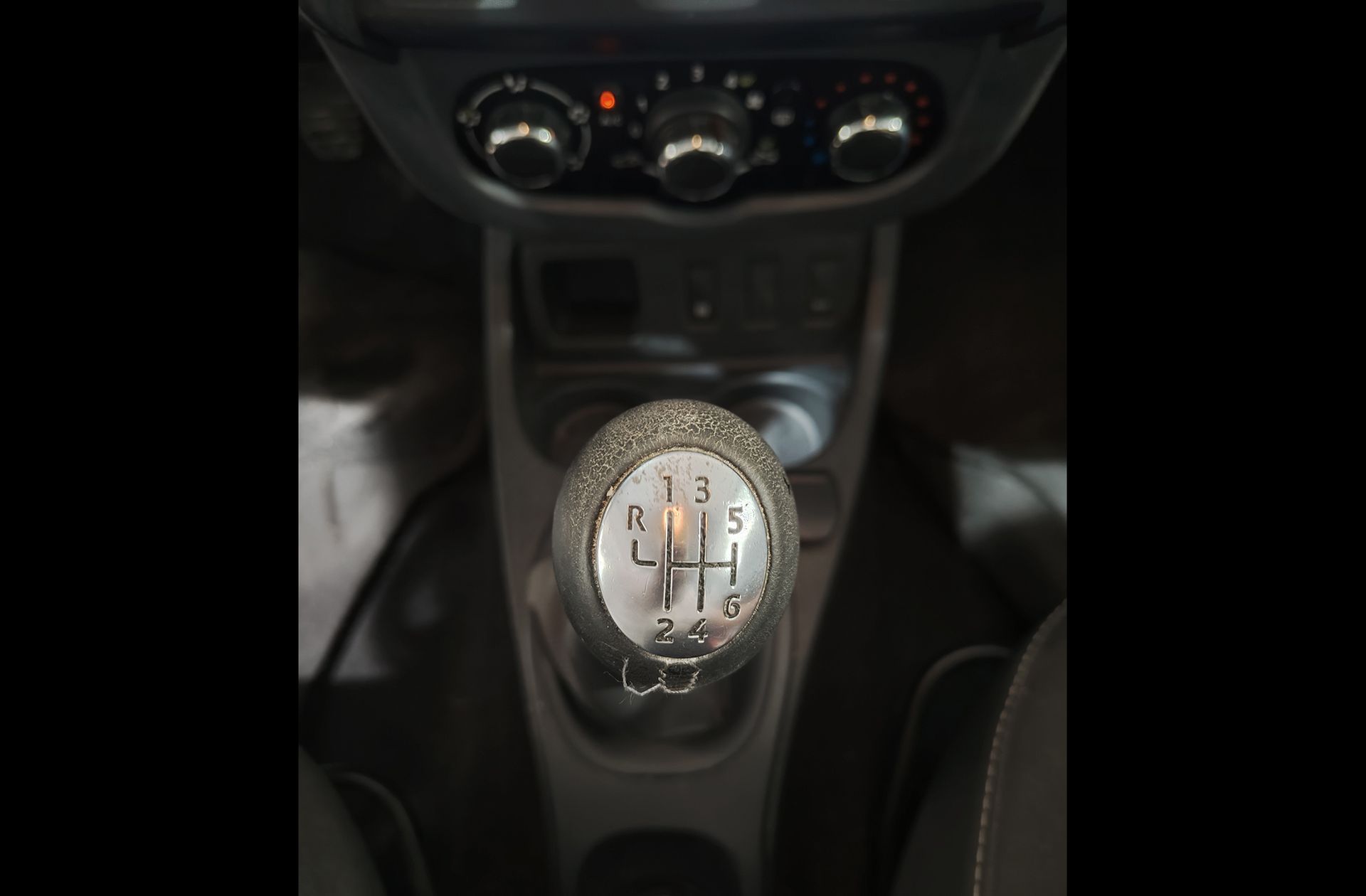 Dacia Duster Laureate dCi - foto 5