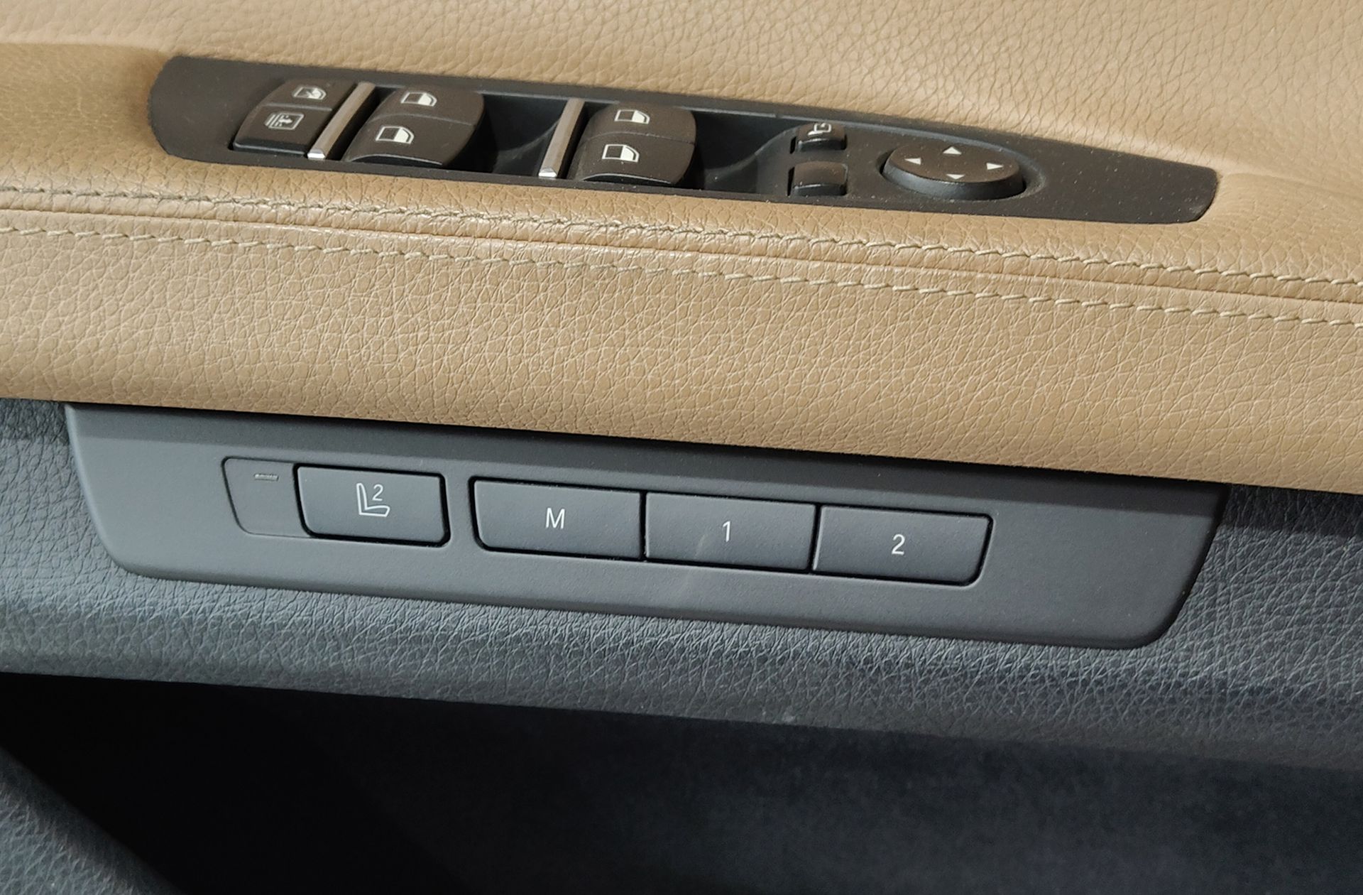 BMW Serie 7 750Li - foto 15