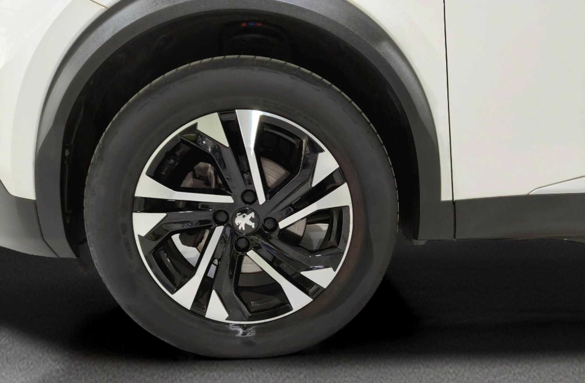 Peugeot 2008 PureTech 100 Allure Pack - foto 35