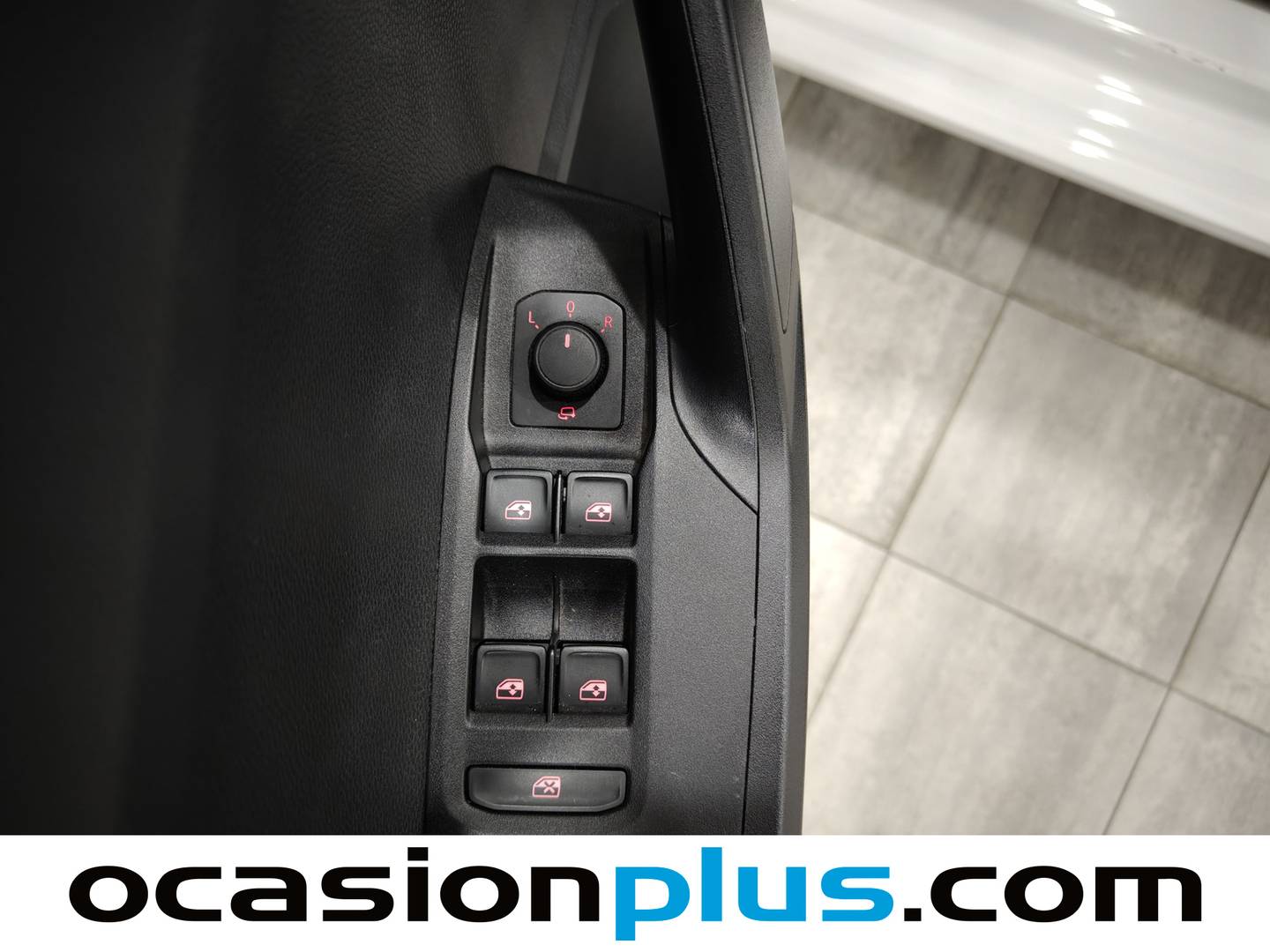 Foto Seat Ibiza SEAT Ibiza 1.0 MPI S&S Style XL (80 CV)