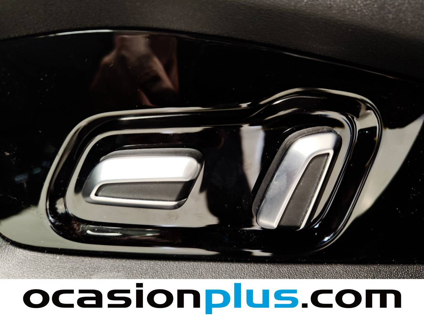 Accesorios del EBRO S700 EBRO S700 1.5 TGDI PHEV Luxury E-CVT (279 CV)