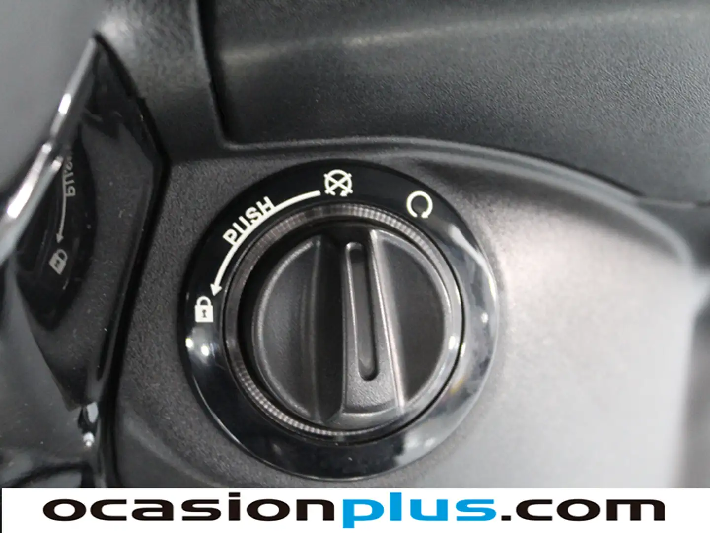 Foto Peugeot Metropolis 400 Peugeot Metropolis 400 Metropolis 400 (35 CV)