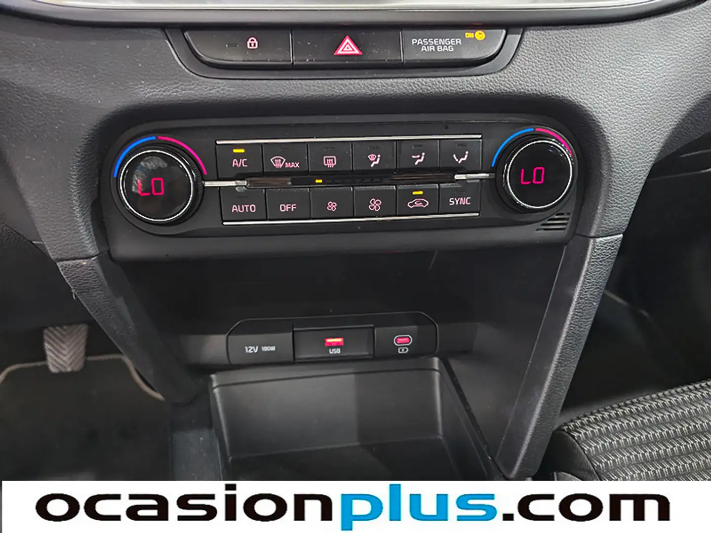 Foto KIA Ceed Kia Ceed 1.6 MHEV iMT Drive (136 CV)