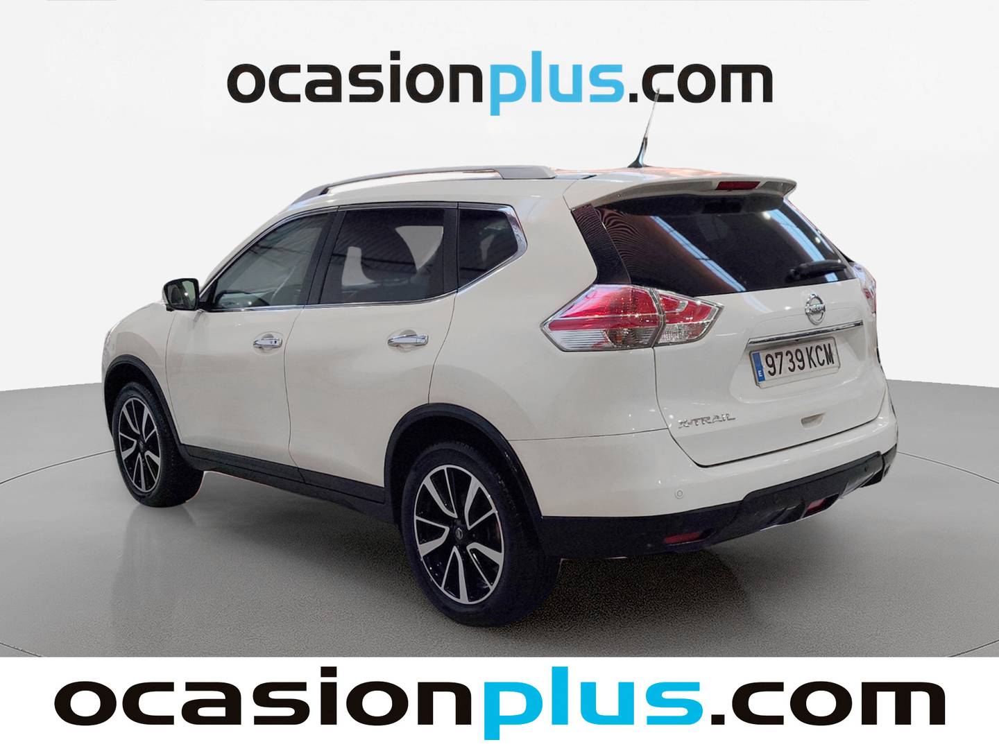 Foto trasera Nissan X-TRAIL Nissan X-Trail 1.6 dCi Tekna 4x2 (130 CV) izquierda