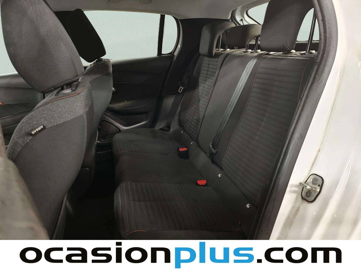 Foto asientos traseros Peugeot 208 Peugeot 208 BlueHDi 100 Active (100 CV)